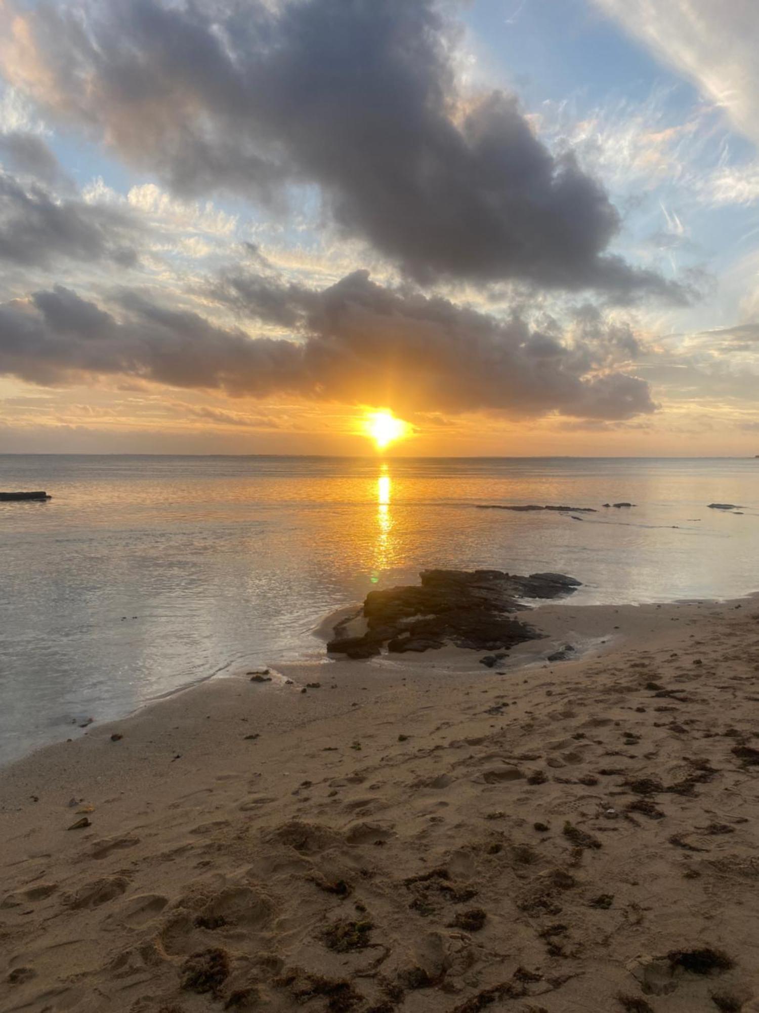 Vacation Beach House South Of Mauritius - Riambel Eksteriør billede